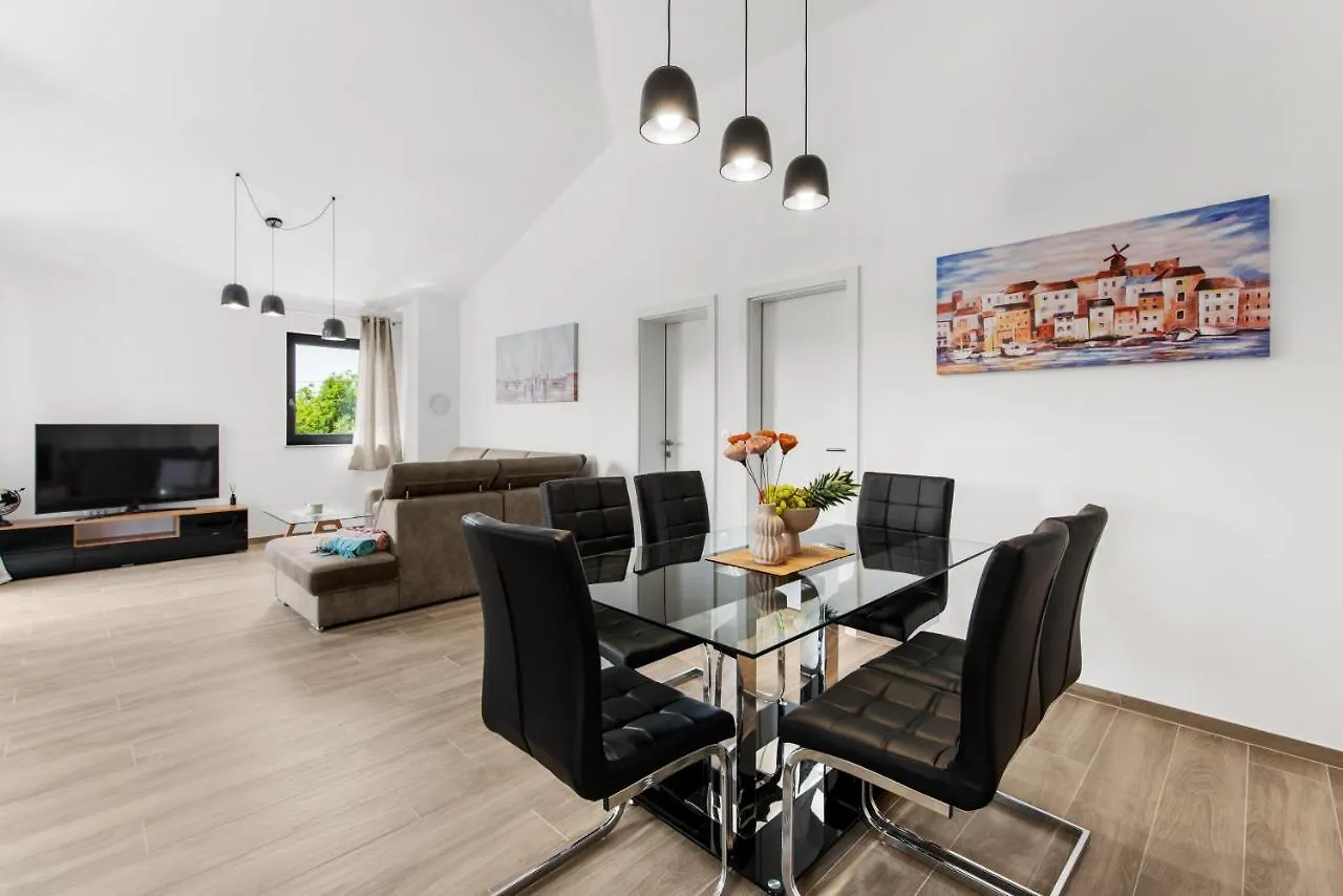 Grivicic Apartment B Пореч Хорватия