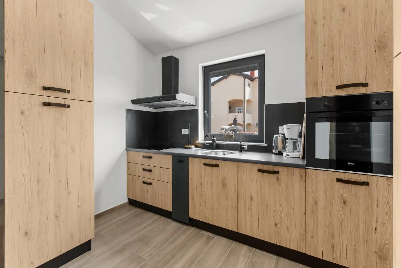 Grivicic Apartment B Porec